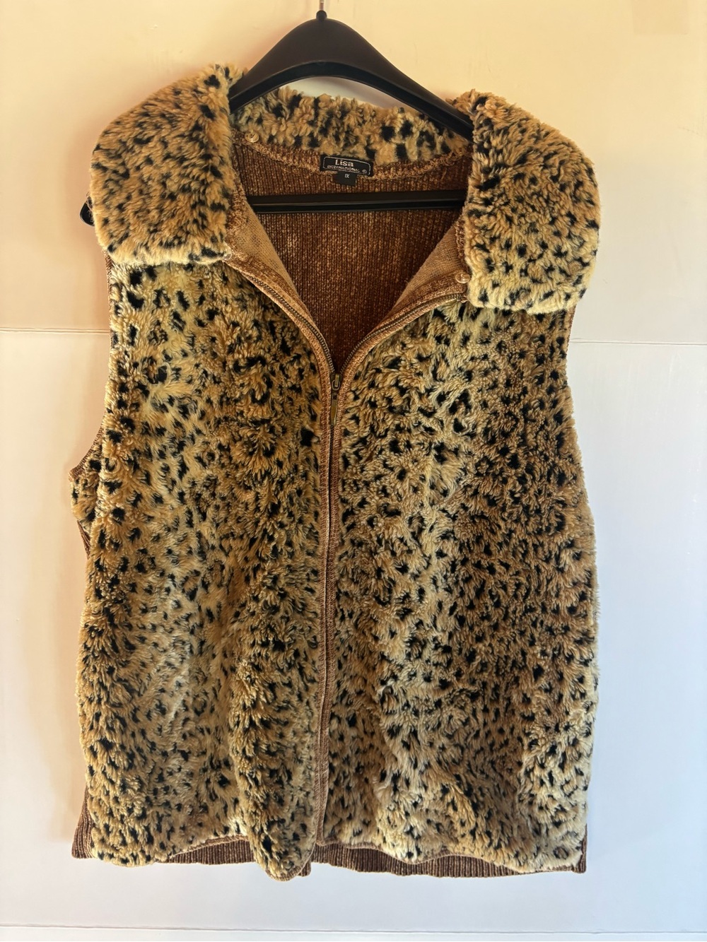 Lisa International Women's Brown Leopard Faux Fur Full Zip Collared Vest 1X
